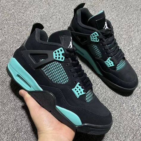 New, Unworn, With Original Box Cute Jordans, Nike Shoes Women Fashion, Pretty Sneakers, Nike Shoes Girls, Nike Fashion Shoes, Preppy Shoes, Pretty Shoes Sneakers, Jordan 4s, Jordan Shoes Retro