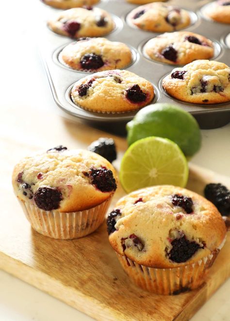 Blackberry Lime Muffins Lime Muffins, Blackberry Muffin, Lemon Raspberry Muffins, Blueberry French Toast, Cake Liner, Raspberry Muffins, Blackberry Recipes, Citrus Recipes, Apple Cinnamon Muffins