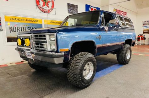 K5 Blazer For Sale, Chevy Blazer K5, Blazer K5, They See Me Rollin, Chevy Blazer, K5 Blazer, Classic Chevrolet, Business Awards, Clean Body