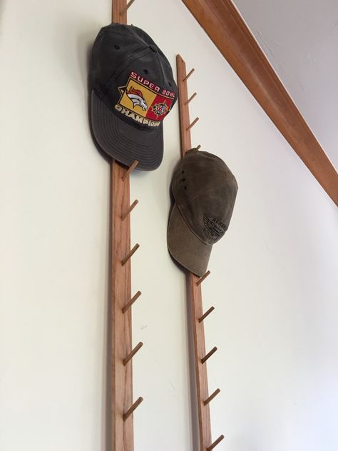 DIY Hat Rack! Diy Hat Holder Baseball Caps, Hanging Baseball Hats, Cap Hanger Ideas, Diy Hat Rack For Men Baseball Caps, Diy Hat Rack For Men, Vertical Hat Rack, Standing Hat Rack, Wood Hat Rack, Hat Storage Ideas