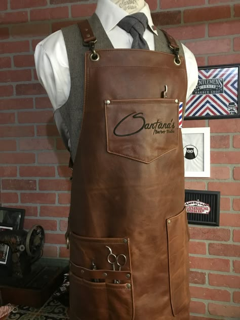 Delantales Barista Apron, Barber Shop Interior, Barber Apron, Shop Apron, Barbershop Design, Barber Shop Decor, Leather Working Patterns, Leather Apron, Leather Gear