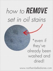 How to remove set in oil stains - La La Lisette #cleaning #stains #oilstain #diy Nyttige Tips, Remove Oil Stains, Grease Stains, Household Cleaning Tips, Diy Cleaners, Cleaning Recipes, Cleaners Homemade, Laundry Hacks, Oil Stains