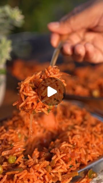 Thefoodiebliss 🥂 on Instagram: "BOMBAY TAWA PULAO RECIPE 😍 This street style Bombay Tawa Pulao recipe is all you need for these winter days!🙈 A must try recipe if you love street food🤤 Also, this is our last post of year 2023! Thank you so much for all the love on our posts, grateful and blessed 😇  Ingredients used are- Wash and soak the rice for 15-20 mins (Always use sella basmati rice)- 1-1.5 cups Salt to taste Haldi (Turmeric)- 1 Tsp Cook the rice for 10-12 mins  For Garlic paste- Kashmiri red chillies- 20-25 pieces (Soak the chillies for 15 mins in boiling hot water) Garlic cloves- 10-12 pcs Water as required  Now take any tawa or flat kadhai- Butter- 2-3 Tbsp Oil- 1 Tbsp Jeera (Cumin)- 1 Tbsp Onion- 2 medium size Tomato- 2 medium size Cabbage- 1/2 medium size Boiled potatoes- 2 Tomato Pulao Recipe, Kashmiri Pulao Recipe, Jeera Rice Recipe, Tomato Pachadi, Tawa Pulao Recipes, Tawa Pulao, Pulao Rice, Pav Bhaji Masala, Jeera Rice