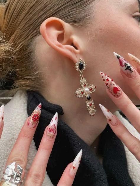 Red Wedding Nails, Wife Nails, Nyc Nails, Hippie Nails, Piper Mclean, Grunge Nails, Goth Nails, Her Nails, Gem Nails