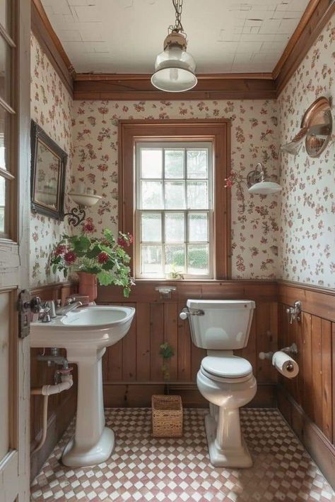 Vintage Wallpaper Bathroom, Grandmacore Bathroom, Flower Wallpaper Bathroom, Cozy Cottage Bathroom, Old Fashioned Bathroom, Grandma Bathroom, Cottage Core Bathroom, Bathroom With Wallpaper, Cottagecore Bathroom