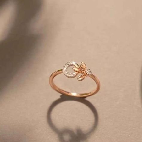 #ring Ring Designs Gold, Gold Finger Rings, Instagram Profile Picture Ideas, Gold Ring Designs, Gold Designs, Finger Rings, Gold Design, Picture Ideas, Ring Designs