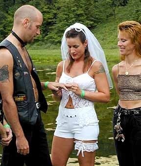 white trash | White Trash Wedding... indeed.  who cares she looks great Ugliest Wedding Dress Funny, White Trashy Outfit Party, Weird Wedding Dress, Ugly Wedding Dress, Trash Bash, Worst Wedding Dress, Couples Trip, Trash Party, Biker Wedding