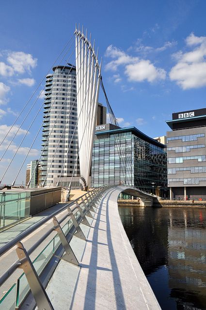 Media City Footbridge in Salford Quays, England Media City Salford, Manchester Skyline, Salford Quays, Visit Manchester, Manchester Travel, Bridge City, Manchester England, Salford, Greater Manchester