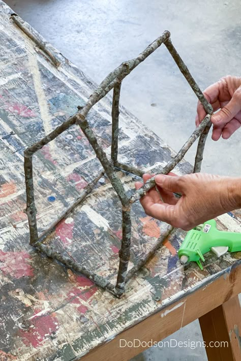 Learn how I made these DIY twig houses and used them as a cute addition to my home decor. All you need is a tree, sticks, and hot glue. I love bringing nature inside my home, and they add to the rustic feel of my farmhouse style. Twig Crafts, Twig Art, Fairy Garden Crafts, Outdoor Crafts, Fairy Garden Diy, Nature Crafts, Garden Crafts, Outdoor Oasis, Disney Halloween