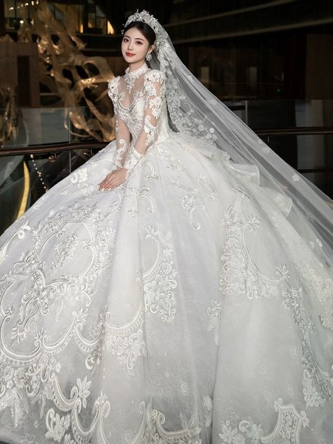 White Chinese Wedding Dress, Marrige Dress, Ethereal Wedding Dress Goddesses, Chinese Wedding Dresses, Japanese Wedding Dress, Korean Wedding Dress, Ethereal Wedding Dress, Crystal Wedding Dresses, Big Wedding Dresses