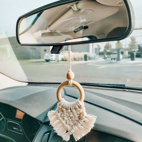 Macrame Tassel, Car Hanging Accessories, Car Diffuser Essential Oils, Rear View Mirror Accessories, Car Charms Mirror, Mini Macrame, Car Essentials, Car Diffuser, Macrame Patterns Tutorials