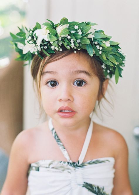 Sweet, classic flower girl looks that will melt your heart #kidsinweddings #flowergirls #weddingfashion see more: http://ruffledblog.com/sweetest-flower-girl-looks/ Tropical Wedding Theme, Tropical Wedding Ideas, Flowers Crown, Fiesta Tropical, Maui Wedding, Maui Weddings, Hawaiian Wedding, Trendy Flowers, Wedding Crown