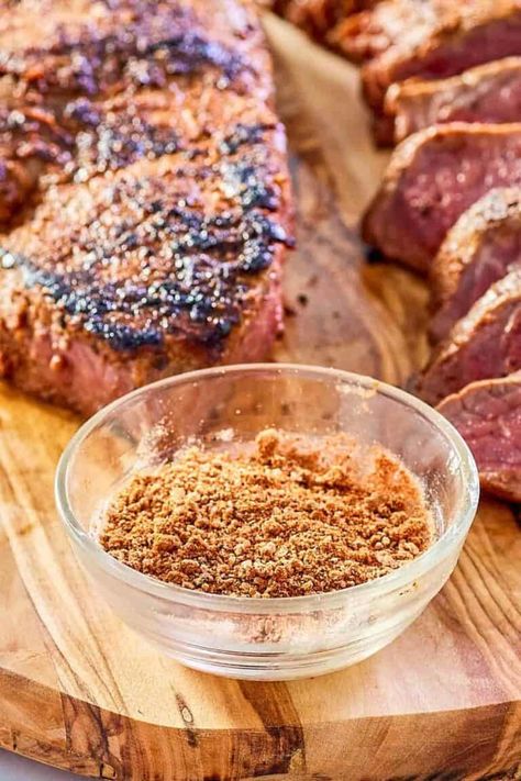 Outback Steakhouse Steak Seasoning - CopyKat Recipes Outback Seasoning Recipe, Outback Steak Seasoning, Steakhouse Seasoning, Outback Recipes, Best Steak Seasoning, Season Steak Recipes, Steakhouse Steak, Steakhouse Recipes, Best Copycat Recipes