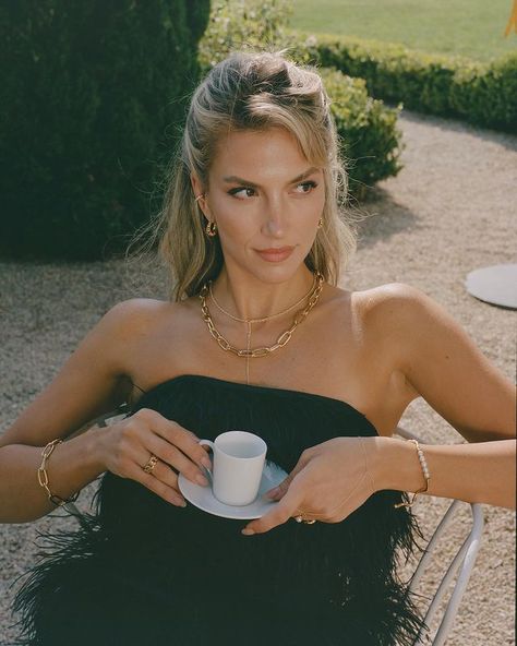 CASS DIMICCO (@cassdimicco) • Instagram photos and videos Cass Dimicco, Body Chains, Pretty Photos, Hand Chain, Old Money Aesthetic, Ear Cuffs, Party Hairstyles, Who What Wear, Old Money