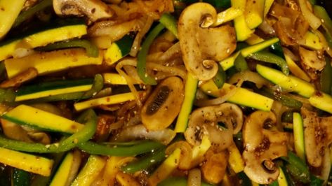 Japanese Zucchini, Zucchini And Onions, Quick Vegetarian Meals, Dish Warmer, Vegetarian Meal, Onion Recipes, Teriyaki Sauce, Cooking School, Sesame Seeds