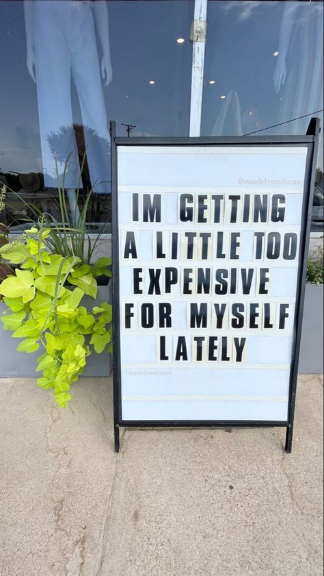 Funny Retail Signs, Boutique Chalkboard Signs, Funny Shopping Quotes, Boutique Signs Ideas Store Fronts, Boutique Signage, Boutique Signs, Shopping Quotes Funny, Work Signs, Boutique Store Displays