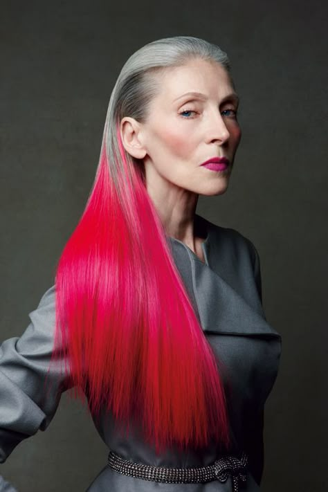 Elegant Ageing - it happens to us all...I hope I'm this cool at this age! Long Red Hair, Advanced Style, Edgy Hair, Ageless Beauty, Long Hairstyles, Long Red, Aging Gracefully, Older Women Hairstyles, Silver Hair