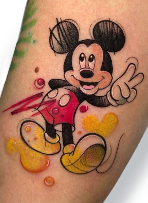 Functional Tattoo, Mickey Tattoo, Glow Tattoo, Mickey Mouse Tattoo, Tattoo Disney, Cartoon Tattoo, Mouse Tattoos, Goofy Disney, Tattoo Color