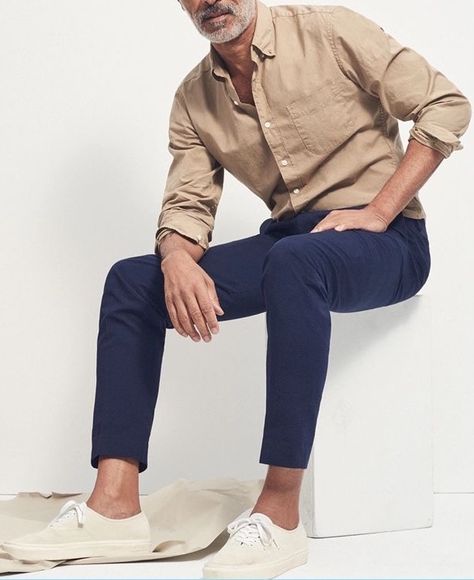 Mens Navy Blue Chinos Outfit, Men’s Blue Pants Outfit, Navy Chinos Men Outfits Casual, Men’s Navy Chino Outfit, Dark Pants Outfit Men, Mens Navy Chinos Outfits, Mens Blue Chinos Outfits, Blue Shirt White Pants Outfit Men, Mens Navy Pants Outfit