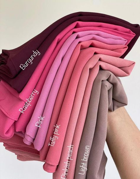 Hijab Colors For Skin Tones, Hijab Colours, Skin Tone Clothing, Casual Teen Fashion, Colour Names, Hijab Colors, Color Knowledge, Vintage Street Fashion, Basic English