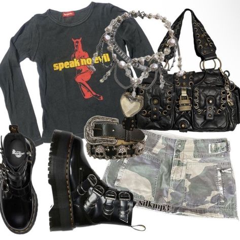 Wander Aimlessly, Star Clothes, Rockstar Girlfriend, Venus Fashion, Alt Outfits, Grunge Fashion Soft, Virtual Stylist, New Rock, Punk Outfits