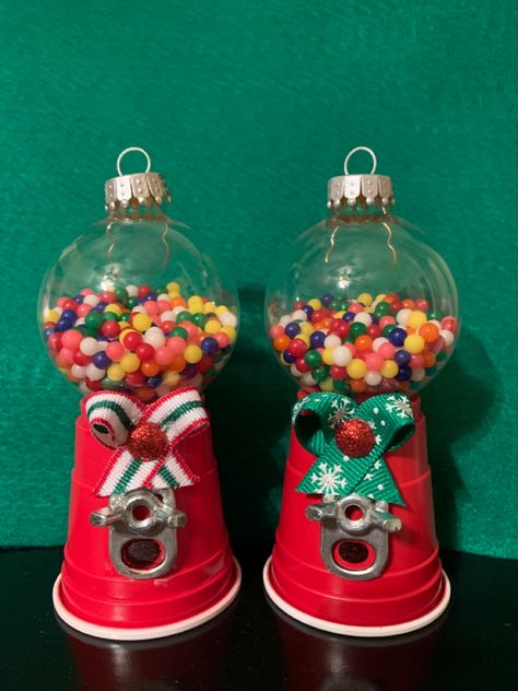 Gum Ball Machine Ornament, Gumball Machine, Christmas Crafts For Kids, Christmas Projects, Gum, Snow Globes, Crafts For Kids, Christmas Crafts, Projects To Try