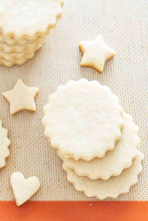 The Best Cut Out Sugar Cookie Recipe - WON'T SPREAD in the oven! #cutout #cutoutcookies #christmas #decorating #recipe via @fifteenspatulas Cut Out Cookies Recipe, Cut Out Sugar Cookie Recipe, Halloween Sugar Cookies Decorated, Cut Out Sugar, Super Cookies, Halloween Cookie Recipes, Cut Out Cookie Recipe, Cutout Cookies, Halloween Sugar Cookies