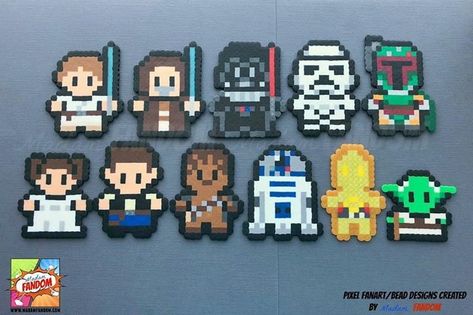 Star Wars Wedding Favors, Star Wars Crafts, Leia Star Wars, Star Wars Wedding, 8bit Art, Diy Perler Bead Crafts, Portland Me, Etsy Wedding Favors, Diy Perler Beads