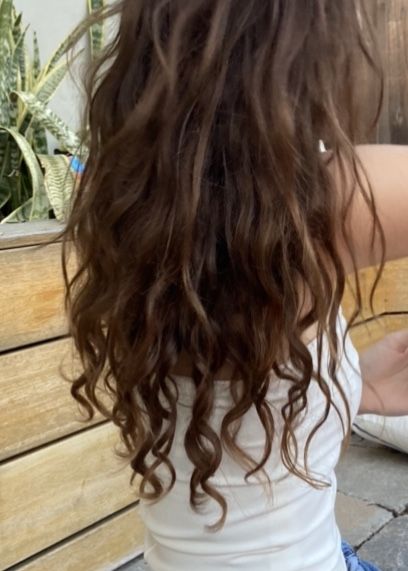 2a Hair, Beach Waves Hair, Ouai Wave Spray, Brown Wavy Hair, Wavy Hair Care, Wave Spray, Spray Hair, Waves Hair, Brown Hair Inspo