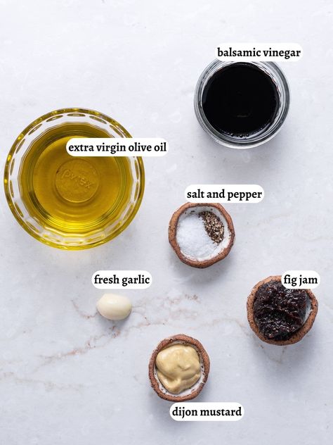 Fig Balsamic Dressing - 5 minutes & 5 ingredients Fig Balsamic Dressing, Balsamic Fig Dressing, Balsamic Poppyseed Dressing, Fig Dressing Recipe, Fig Salad Dressing, Fig Dressing, Fig Salad, Salad With Balsamic Dressing, Balsamic Dressing