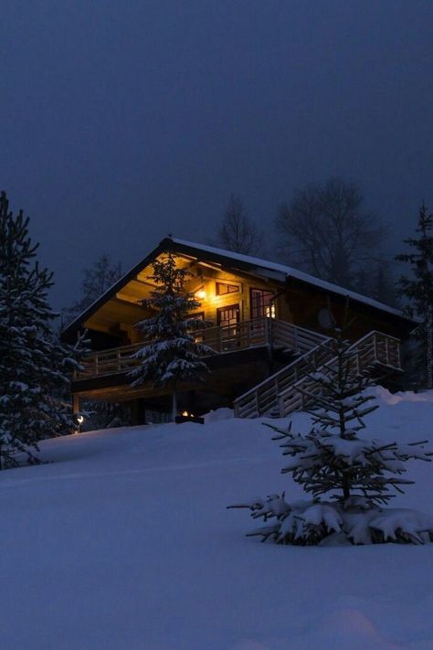 Snowy Cabin In The Woods, Snowy Cabin, Cabin Aesthetic, Forest Cabin, Snow Pictures, Winter Cabin, Log Cabin Homes, Winter Love, A Cabin