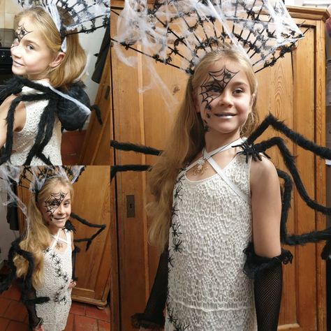 Diy Womens Spider Costume, Spider Princess Costume, Spider Queen Costume Diy, Spider Halloween Costume Women, Womens Spider Costume, Diy Spider Costume Women, Queen Costume Ideas, Queen Costume Diy, Spider Queen Costume