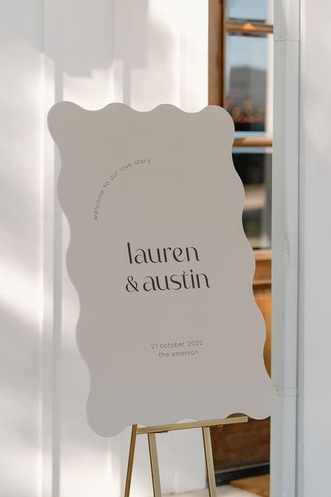 Modern Wedding Signage Ideas, Graphic Design Signage, Wedding Signboard, Etsy Templates, Minimalist Wedding Decor, March Wedding, Bridal Party Outfit, Bridal Shower Inspiration, Getting Ready Wedding