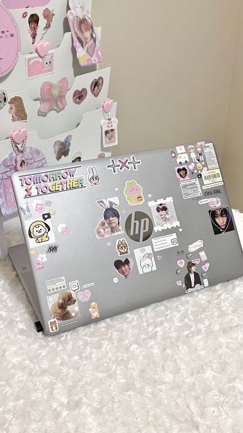 Laptop Decoration Aesthetic, Laptop Case Aesthetic, Chromebook Case, Pc Decoration, Sticker Deco, Kpop Deco, Laptop Aesthetic, Easy Korean Words, Laptop Case Stickers