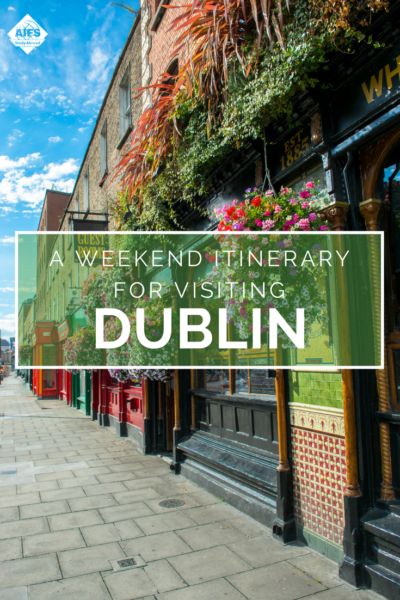 Considering a weekend trip to Ireland? See all that Dublin has to offer and explore the capital of the Emerald Isle. Dublin Things To Do, Cliffs Of Moher Ireland, Ireland Food, Dublin Hotels, Dublin Ireland Travel, Ireland Itinerary, Dublin Travel, Ireland Map, Ireland Travel Guide