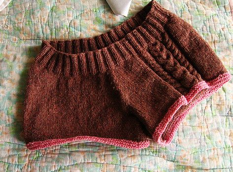 Knit a Pair of Seamless Short Shorts, Free Pattern Designed By Craig Hunter #knit #knitting #handmade #diy #freepatter #knitty Knit Shorts Pattern, Shorts Free Pattern, Moving To Nyc, Shorts Pattern Free, Knitting Patterns Free Sweater, I Just Realized, Knitting Patterns Free Hats, Shorts Pattern, Knit Shorts