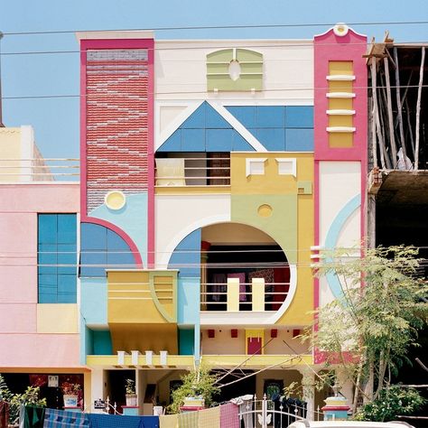 The Gaudy South Indian Houses That Inspired Ettore Sottsass Colourful Architecture, Post Modern Architecture, Indian Houses, Photography Places, Memphis Milano, 1980s Design, Memphis Design, Colourful Buildings, Indian Homes