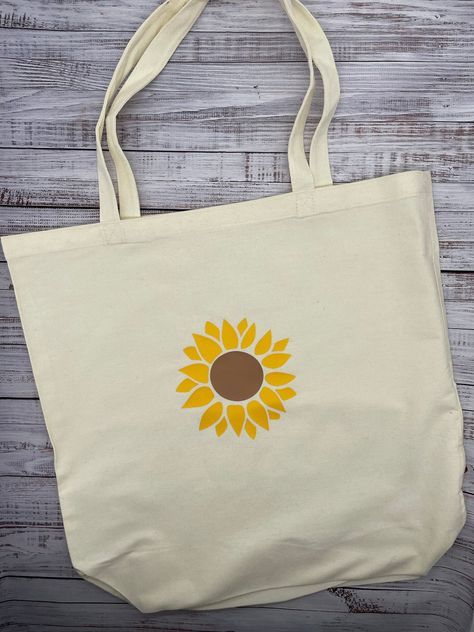 Sunflower Tote Bag, Handpainted Tote, Tote Bag Painting, Handpainted Tote Bags, Tote Bag Ideas, Bag Painting, Bag Ideas, Bag Design, Clothing Design