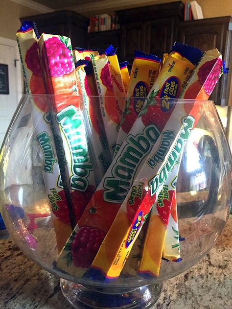 Mamba Candy, Fruit Chews, Birthday List, Favorite Snack, Chocolates, Pretty Food, Chip Bag, Snack Recipes, Candy