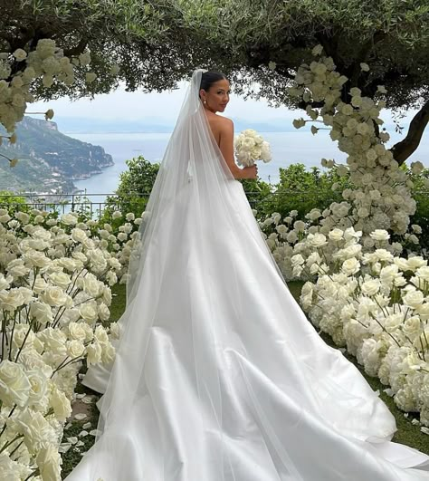 Rachel Dillon Wedding, Rachel Dillon, Secluded Garden, Romantic Ceremony, Dream Marriage, Kayla Itsines, Dream Wedding Venues, Greece Wedding, Gorgeous Wedding Dress