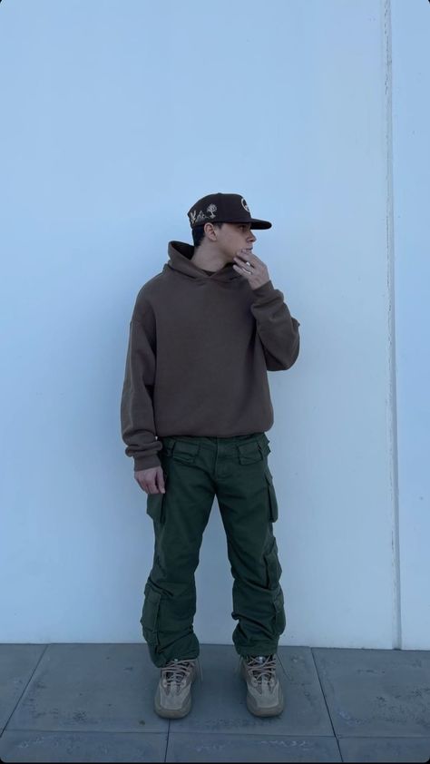 Yeezy Gap Hoodie Outfit Men, Yeezy Hoodie Outfit, Yeezy Gap Hoodie Outfit, Yeezy Boots Outfit Men, Cargo Pants Outfit Men Streetwear, Yeezy Boots Outfit, Green Cargo Pants Outfit Men, Gap Hoodie Outfit, Cargo Pants Outfit Men