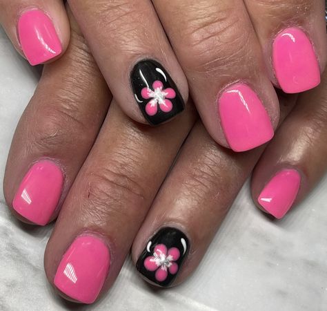 Dip Nail With Design, Dip Nail Art Designs, Power Dip Nails Ideas, Mani Pedi Combos, Deer Nails, Pink Nail Art Designs, Dip Nail, Summer Gel Nails, Pink Gel Nails