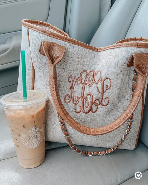 Marley Lilly, Duck Boots, Chanel Deauville Tote Bag, Work Bag, Purses And Handbags, Burlap Bag, Reusable Tote Bags, On Sale, Fashion Inspo