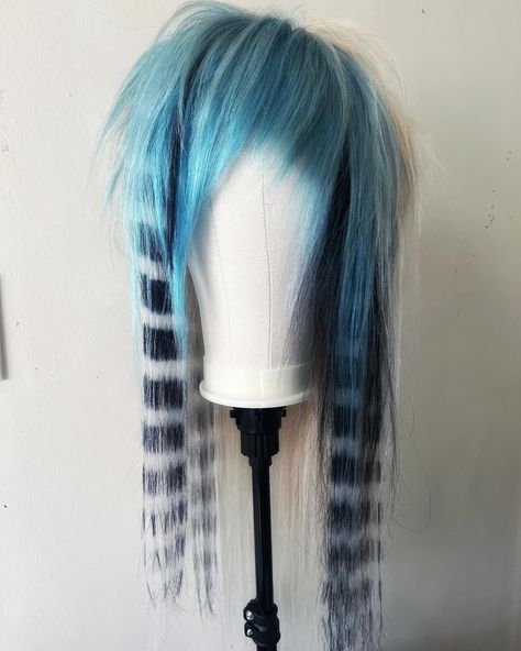 light blue and platinum with black highlights & raccoon tails for @glittery.hell ! so excited to have finally started my lil business ! dm… | Instagram Scene Wigs, Raccoon Tail Hair, Scene Wig, Emo Scene Hair, Emo Style, Black Highlights, Scene Outfits, Blue Highlights, Art Rock