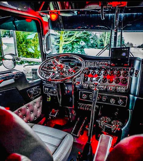 Big Rig Trucks Interiors, Semi Trucks Interior Custom Big Rigs, Peterbilt Trucks Custom, Semi Trucks Interior, Trucks For Sell, Custom Big Rig, Customised Trucks, Kenworth W900, Custom Big Rigs