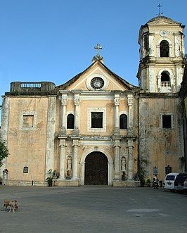 De San Agustin Church van de buitenzijde San Agustin Church, Intramuros Manila, Philippine Architecture, Filipino Architecture, Mindoro, Philippines Culture, Makati City, Vigan, Old Churches