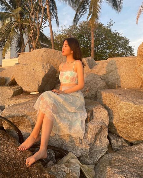 Beach Poses Wearing Dress, Beach Sand Art, Beach Aesthetic Outfits, Davika Hoorne, Sitting Pose, Thailand Photos, Beachy Outfits, Belitung, Summer Picture Poses