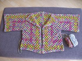 Boho Vest Crochet, Vest Haken, Granny Square Hexagon, Poncho Patterns, Sunburst Granny Square, Baby Goods, Crochet Teddy Bear Pattern, Boho Vest, Poncho Jacket