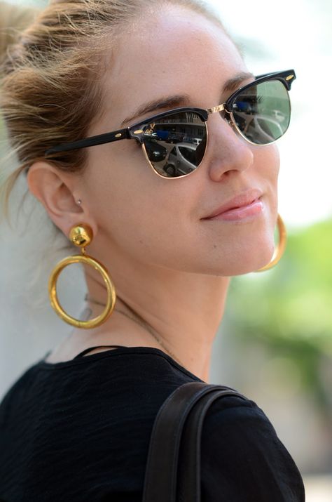 chiara ferragni Ray Ban Sunglasses Sale, Ray Ban Wayfarer, Cheap Ray Bans, Clubmaster Sunglasses, Ray Ban Aviator, Fashion Lookbook, Retro Stil, New Classic, Ray Ban Sunglasses