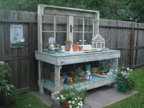 Potting Bench update | I am really enjoying my potting bench… | Donna Callaway | Flickr Diy Garden Sink, Rustic Potting Benches, Planting Bench, Potting Benches Diy, Potting Bench With Sink, Potting Bench Ideas, Potting Bench Plans, Outdoor Potting Bench, Garden Sink